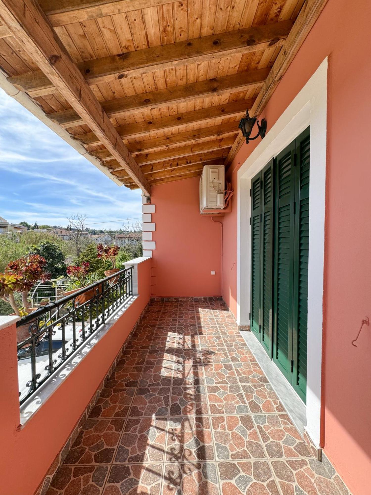 Apartment Apidalos Naus *